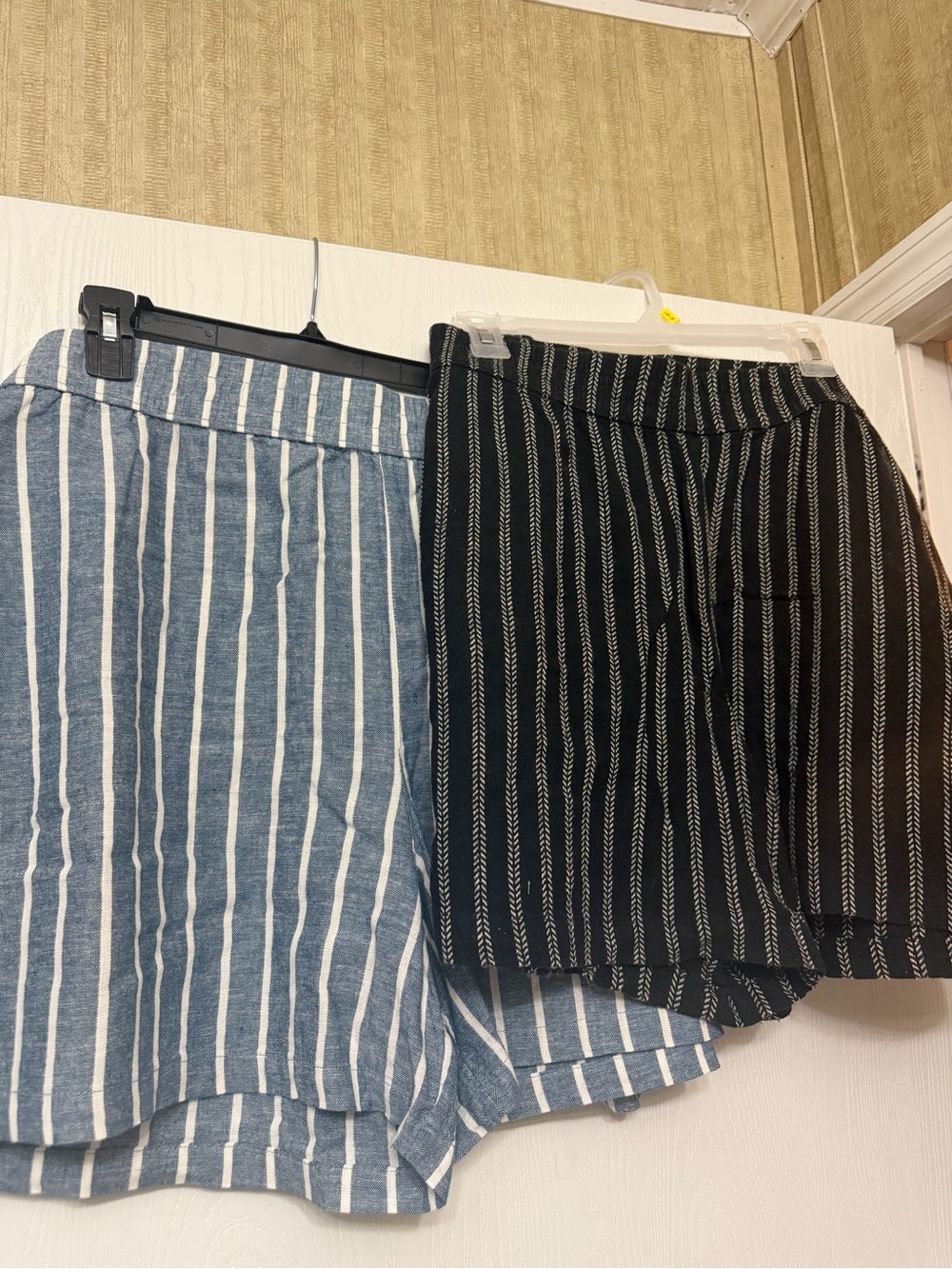 Sonoma Striped Flat-Front Shorts in Blue & Black
